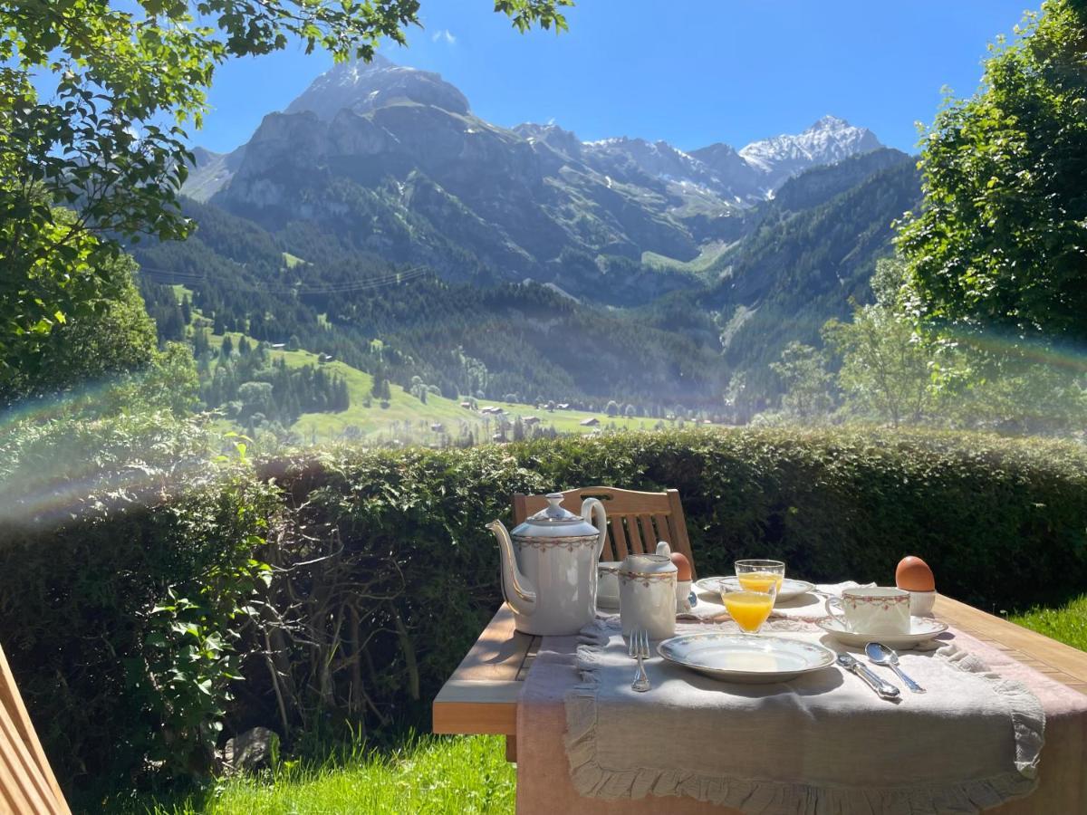 Gsteig Alpen Charme - Chalet D'Hotes Et Spa מראה חיצוני תמונה